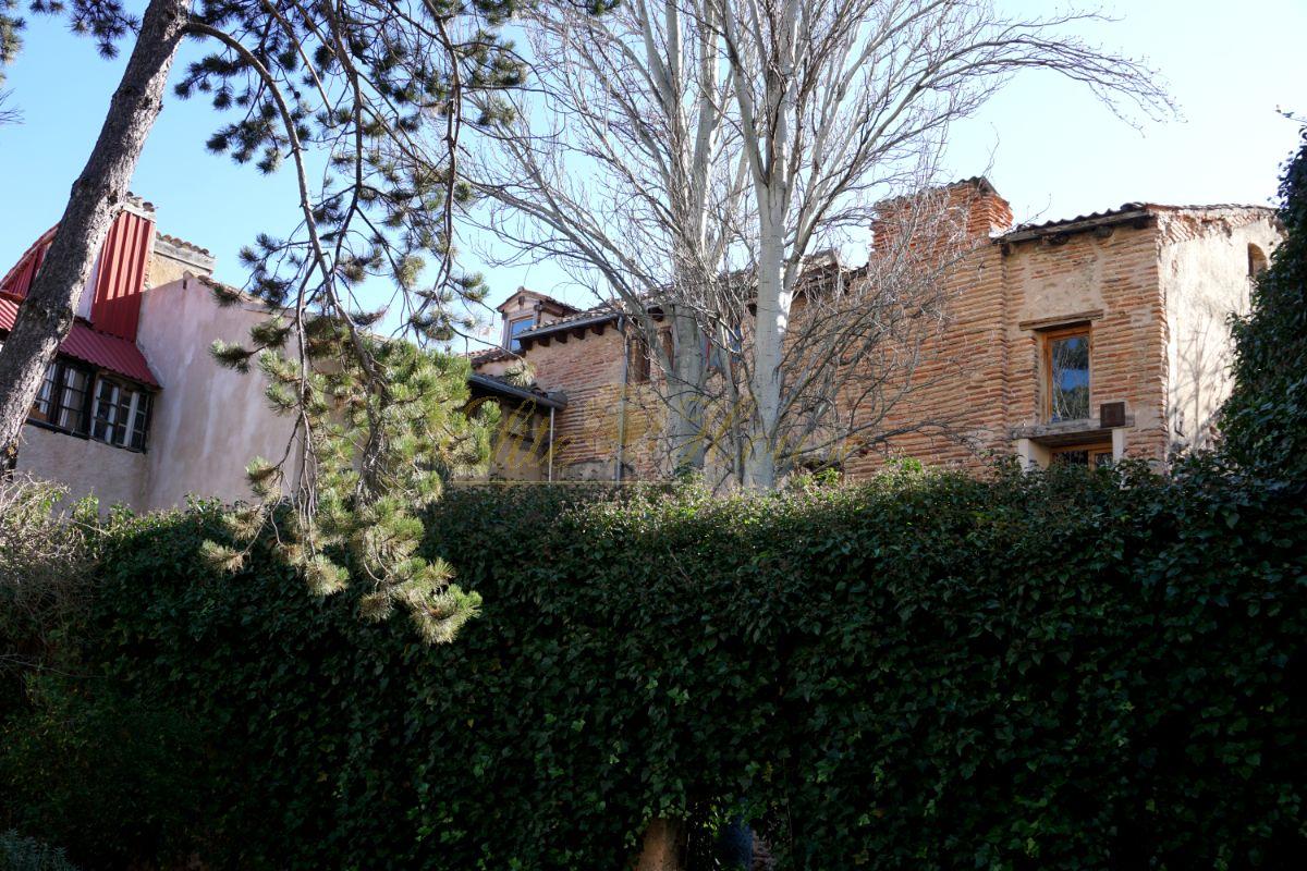 For sale of building in Segovia