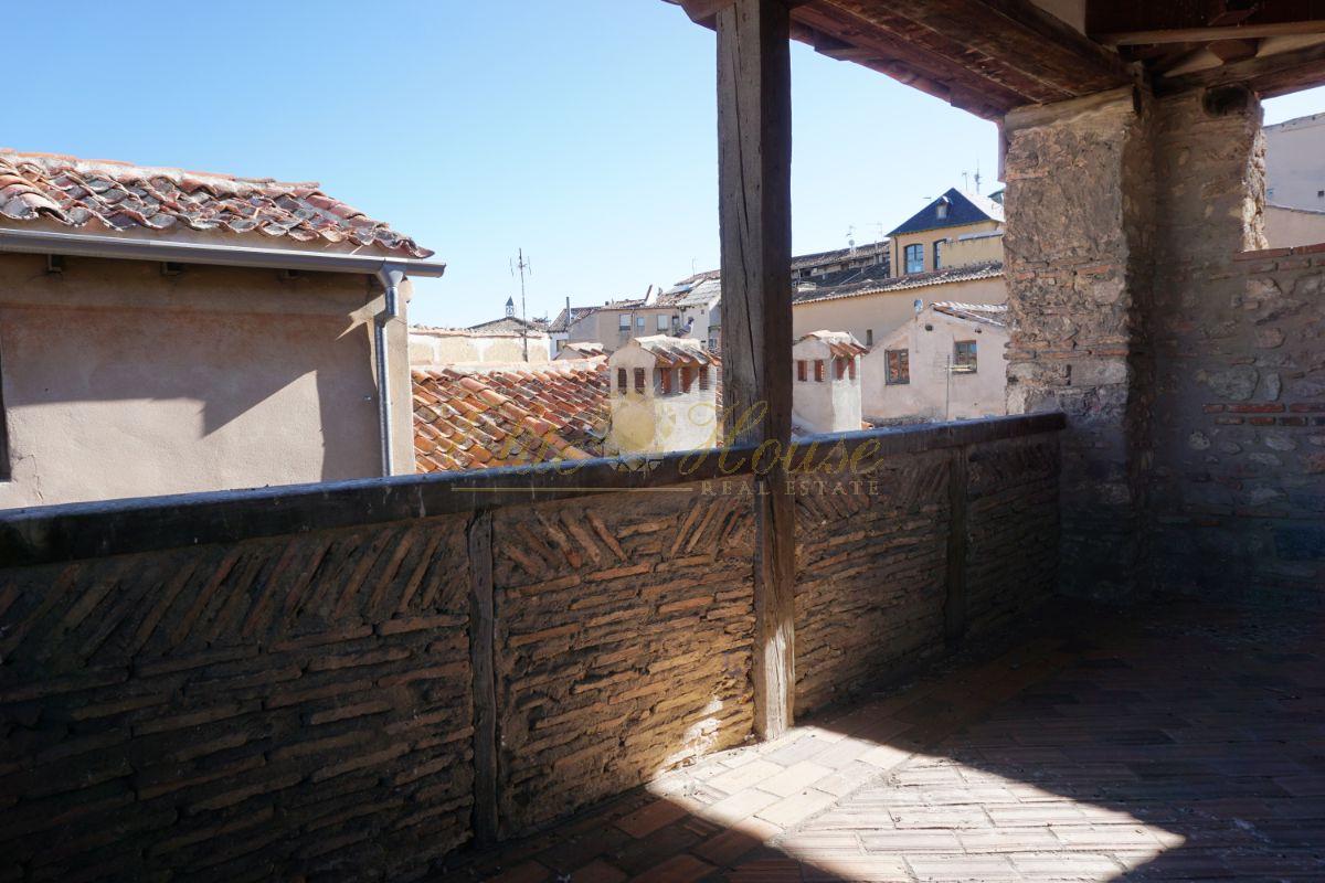 For sale of building in Segovia