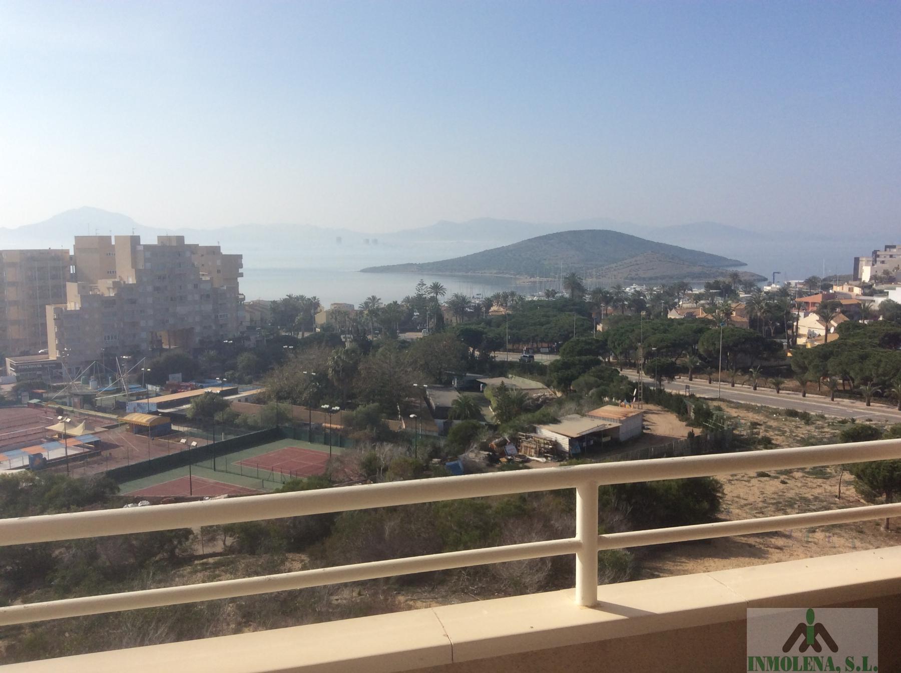 For sale of apartment in La Manga del Mar Menor