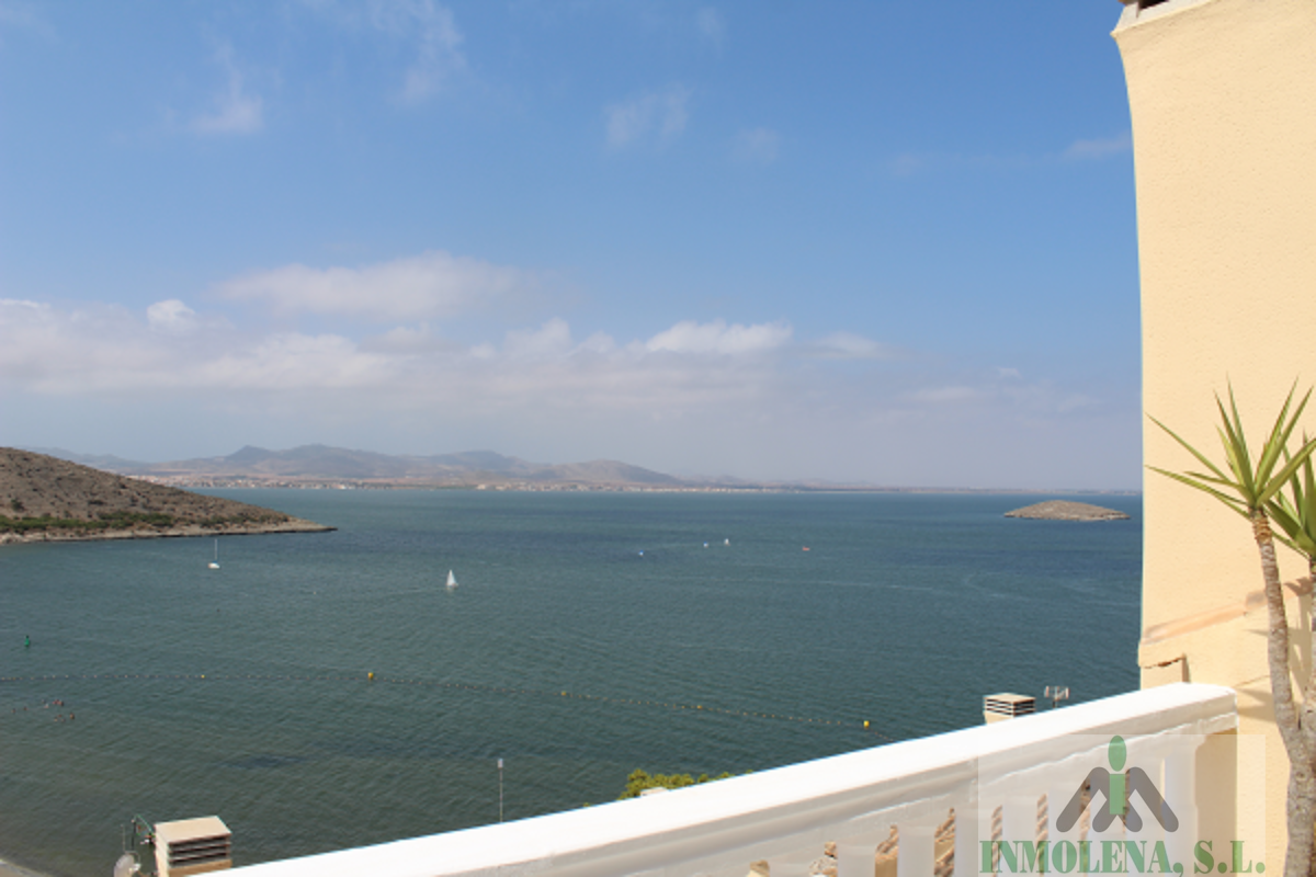 For sale of duplex in La Manga del Mar Menor