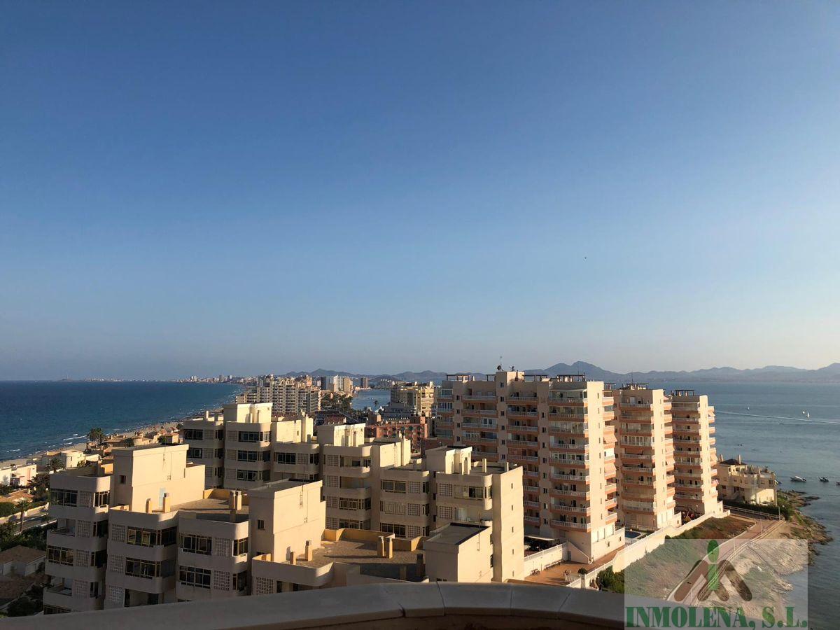 For sale of penthouse in La Manga del Mar Menor