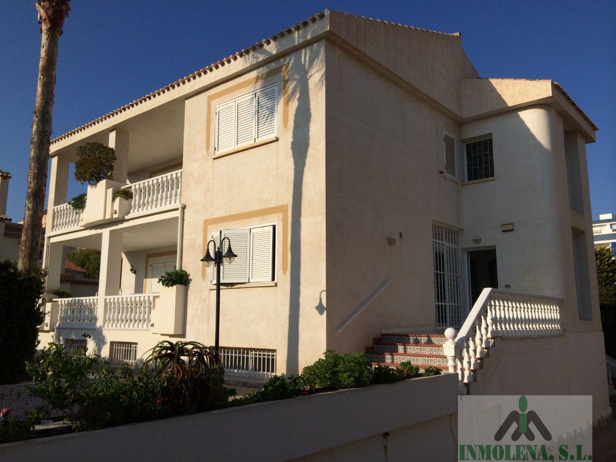 For sale of chalet in La Manga del Mar Menor