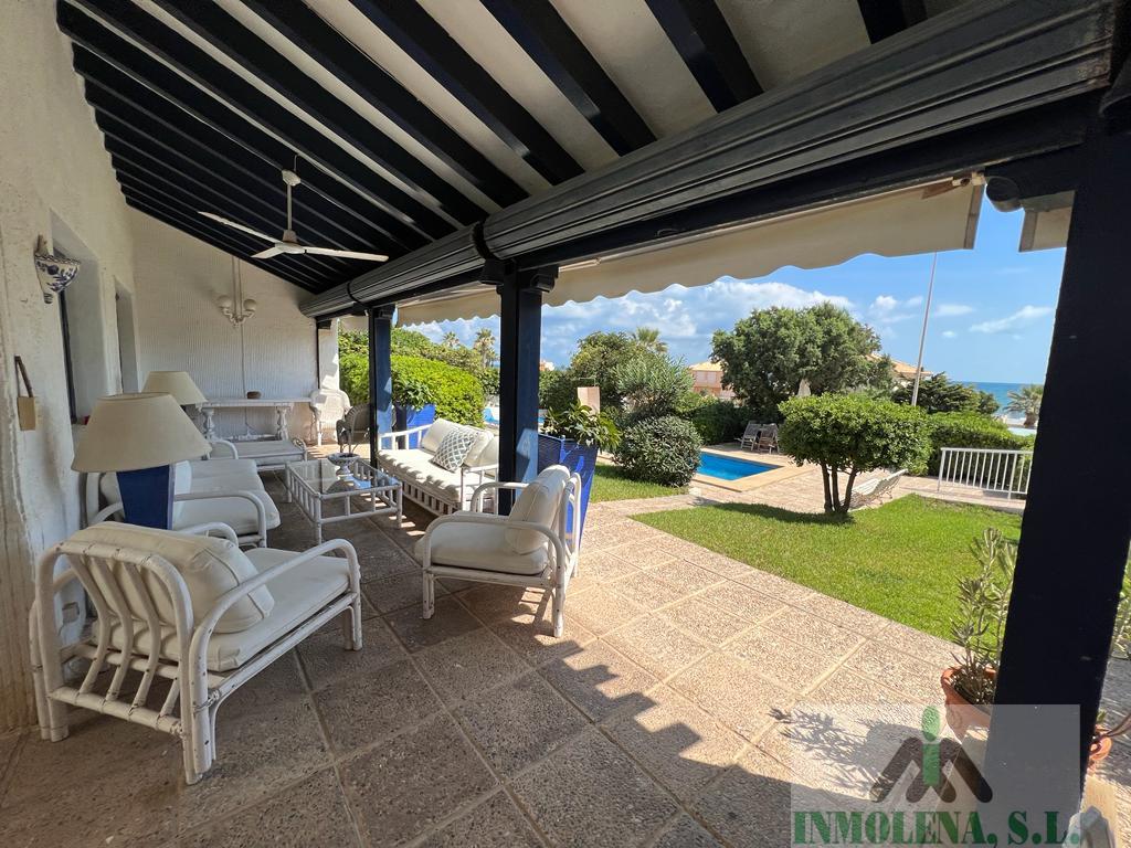 For sale of chalet in La Manga del Mar Menor