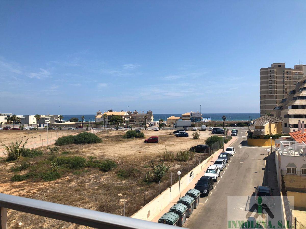For sale of apartment in La Manga del Mar Menor