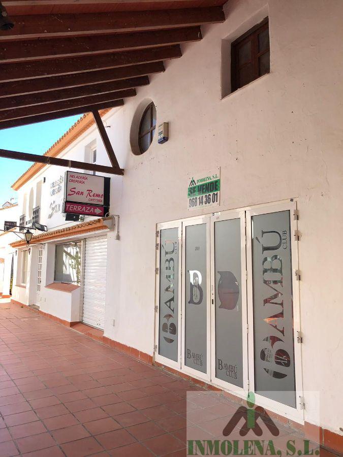 Venta de local comercial en La Manga del Mar Menor