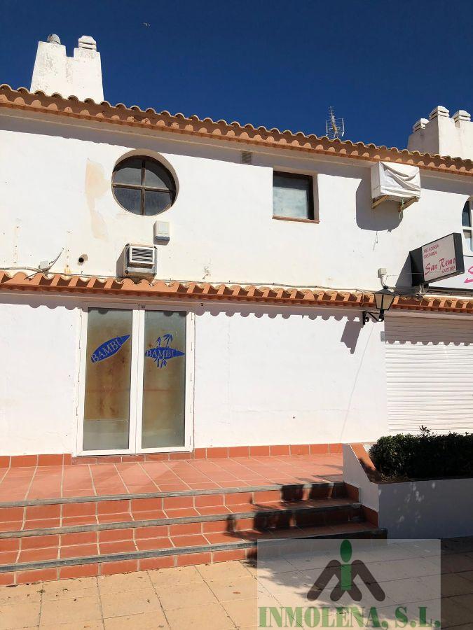 Venta de local comercial en La Manga del Mar Menor