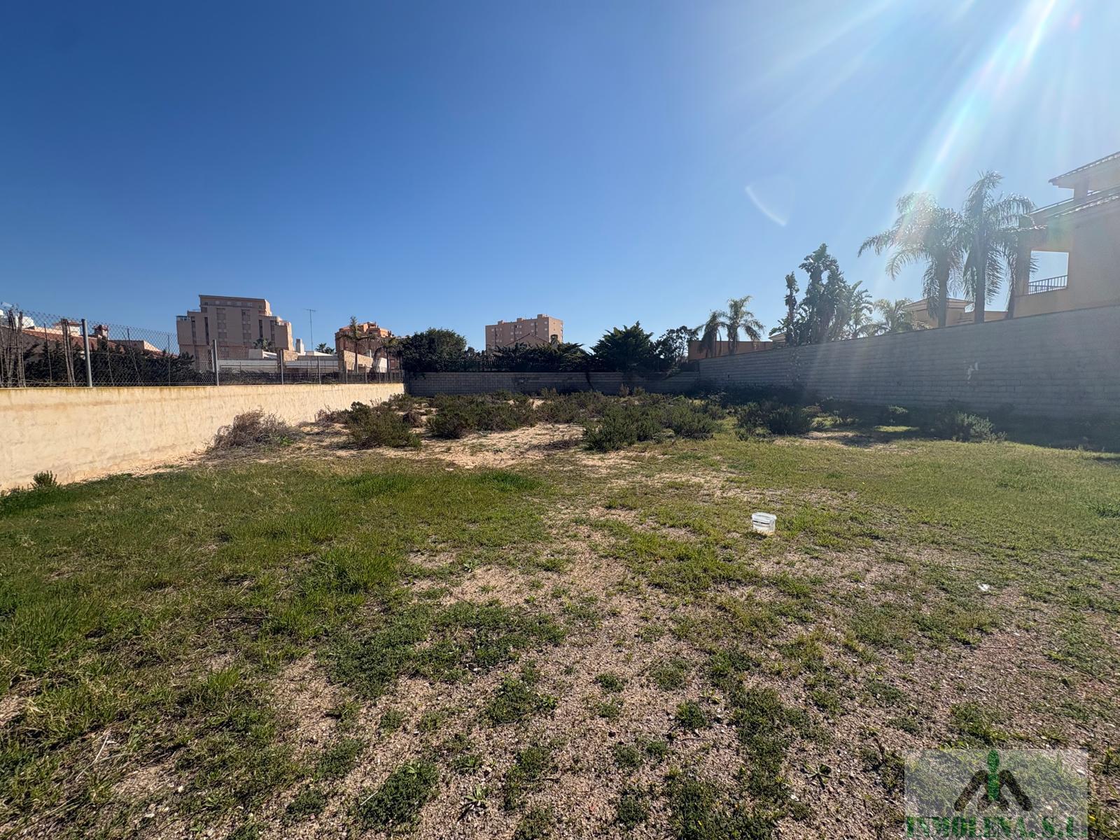 Venta de terreno en La Manga del Mar Menor