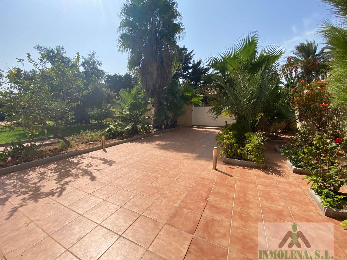 For sale of chalet in La Manga del Mar Menor