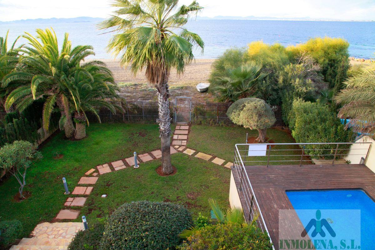 For sale of chalet in La Manga del Mar Menor