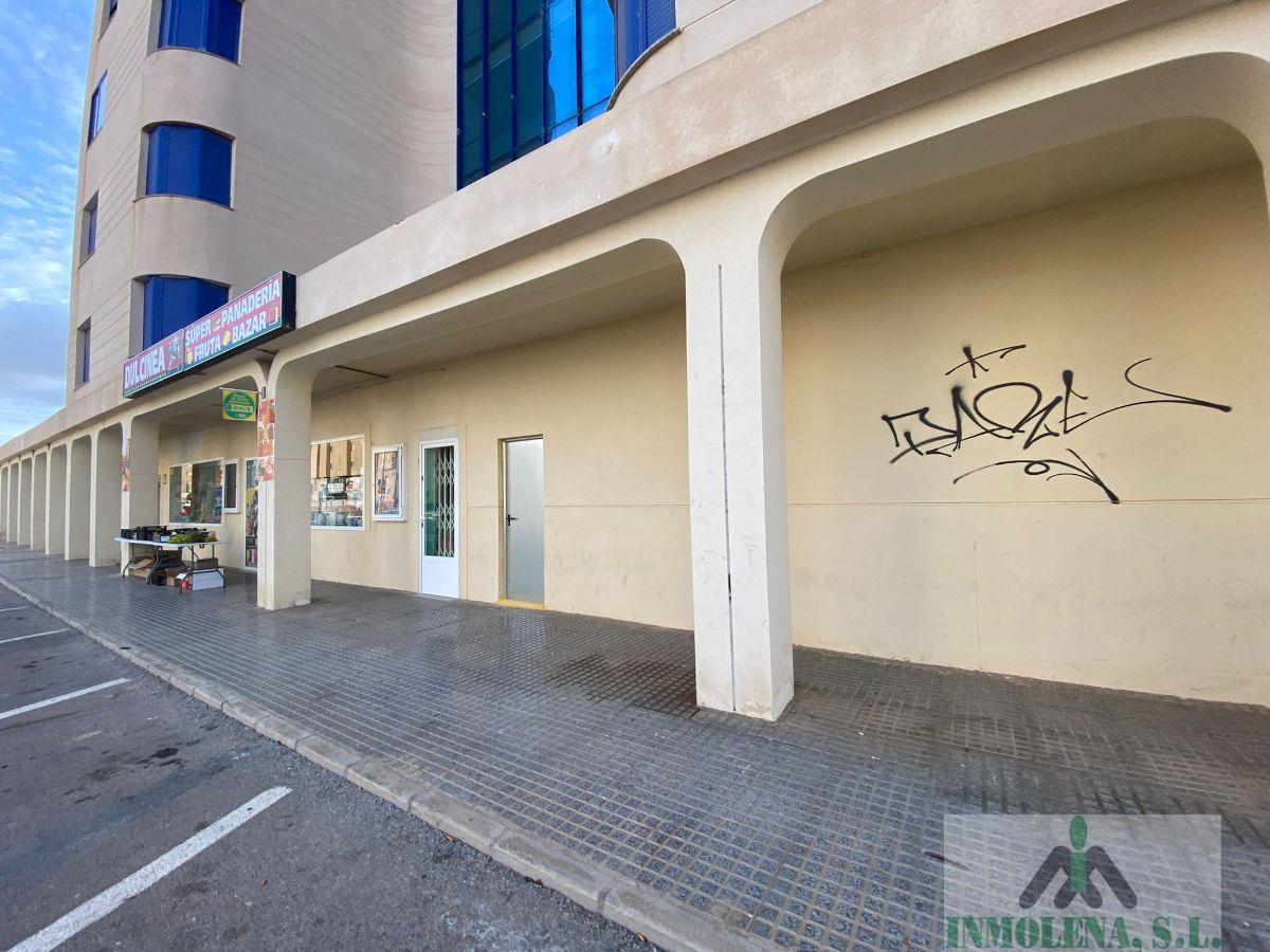 For sale of commercial in La Manga del Mar Menor