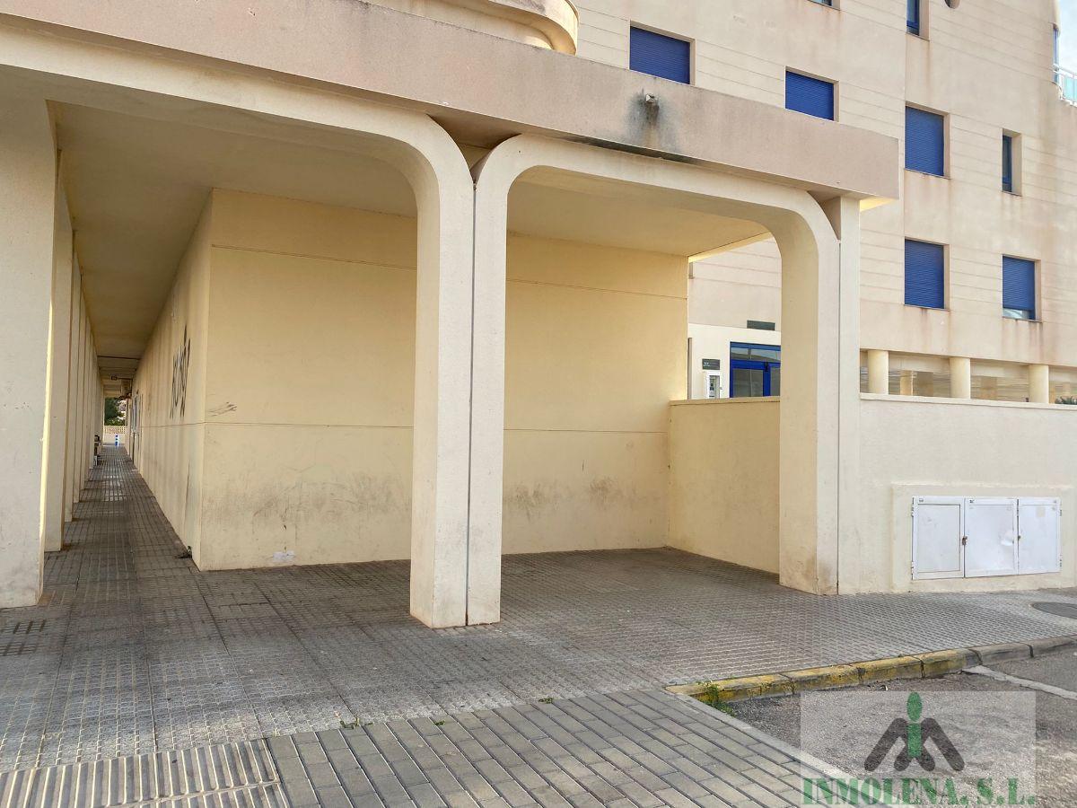 Venta de local comercial en La Manga del Mar Menor