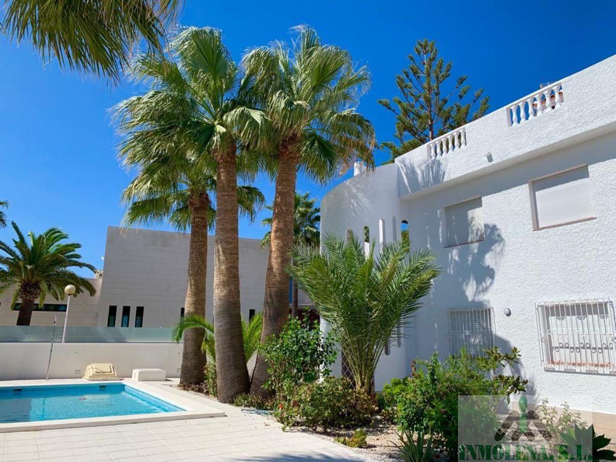 For sale of chalet in La Manga del Mar Menor