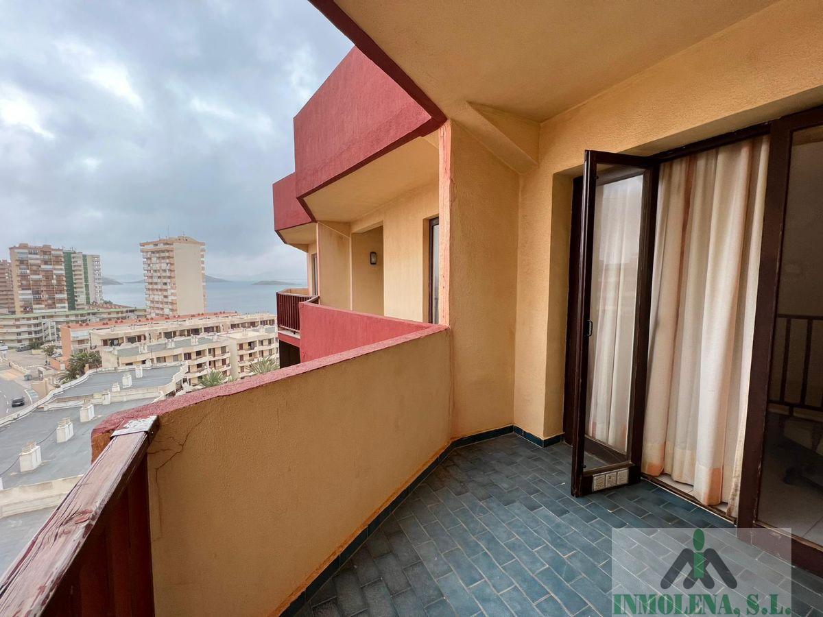 For sale of apartment in La Manga del Mar Menor