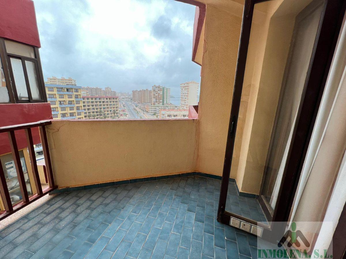 For sale of apartment in La Manga del Mar Menor