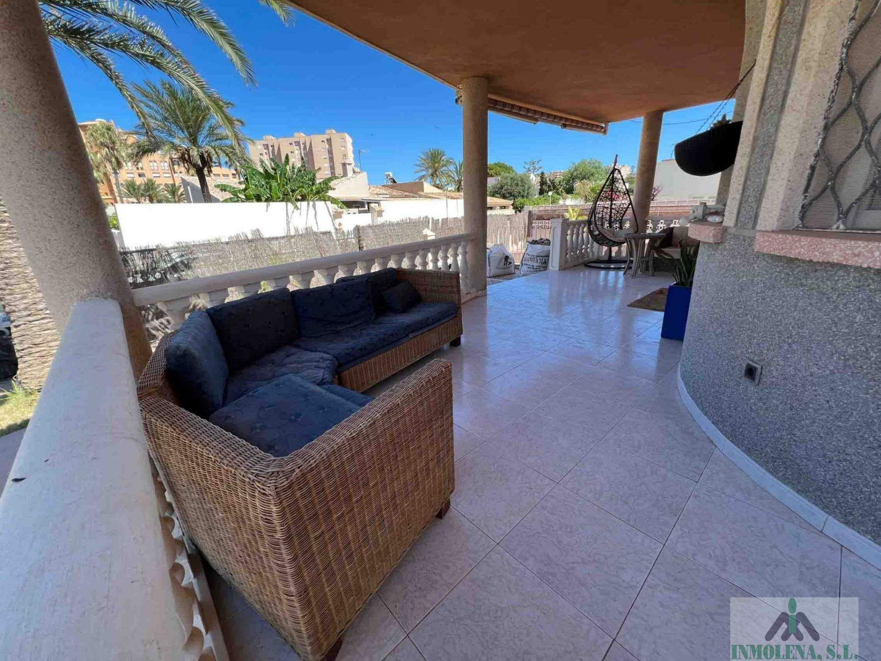 For sale of house in La Manga del Mar Menor