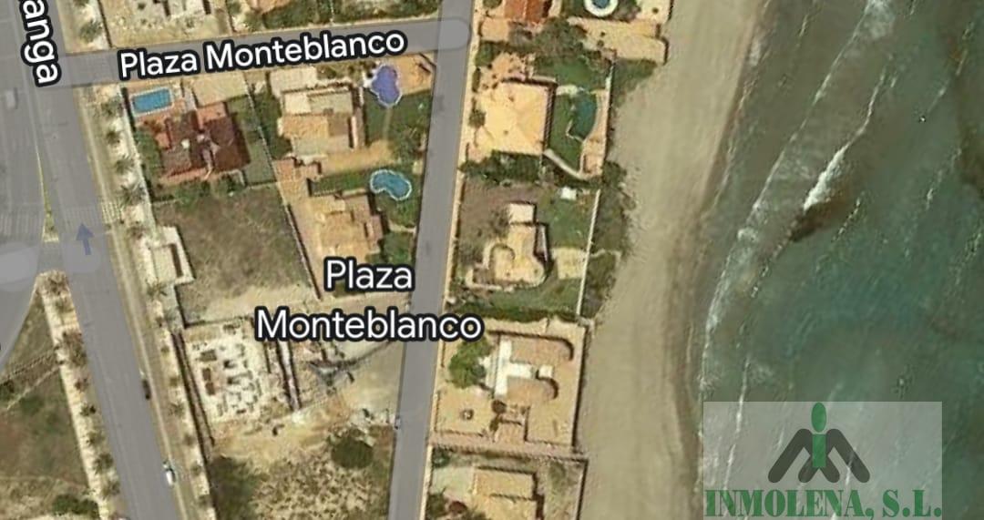 For sale of land in La Manga del Mar Menor