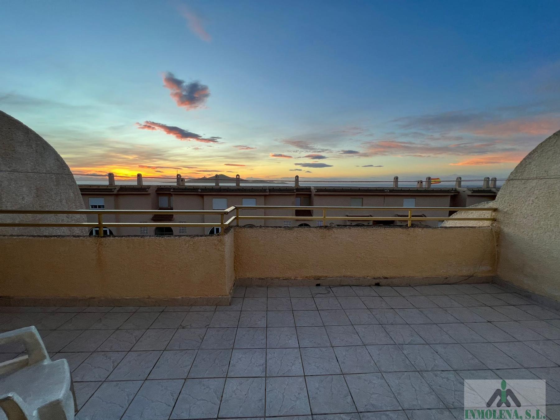 For sale of duplex in La Manga del Mar Menor