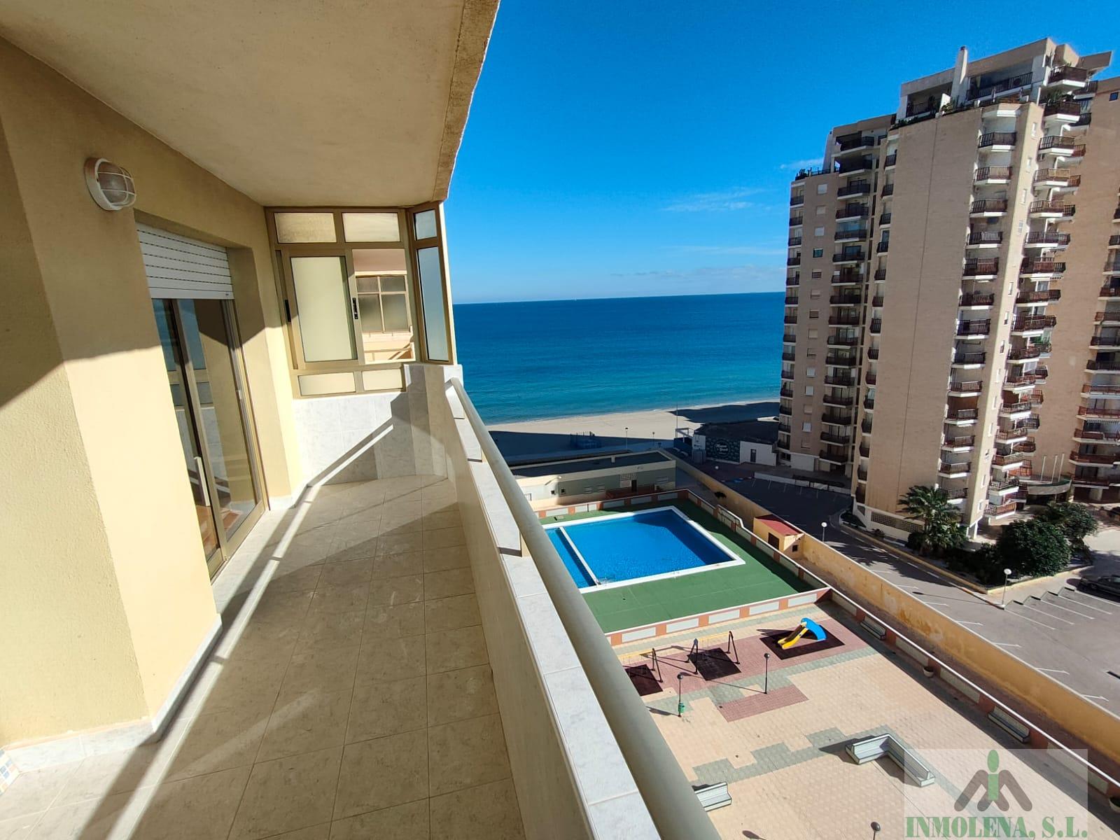 For sale of flat in La Manga del Mar Menor