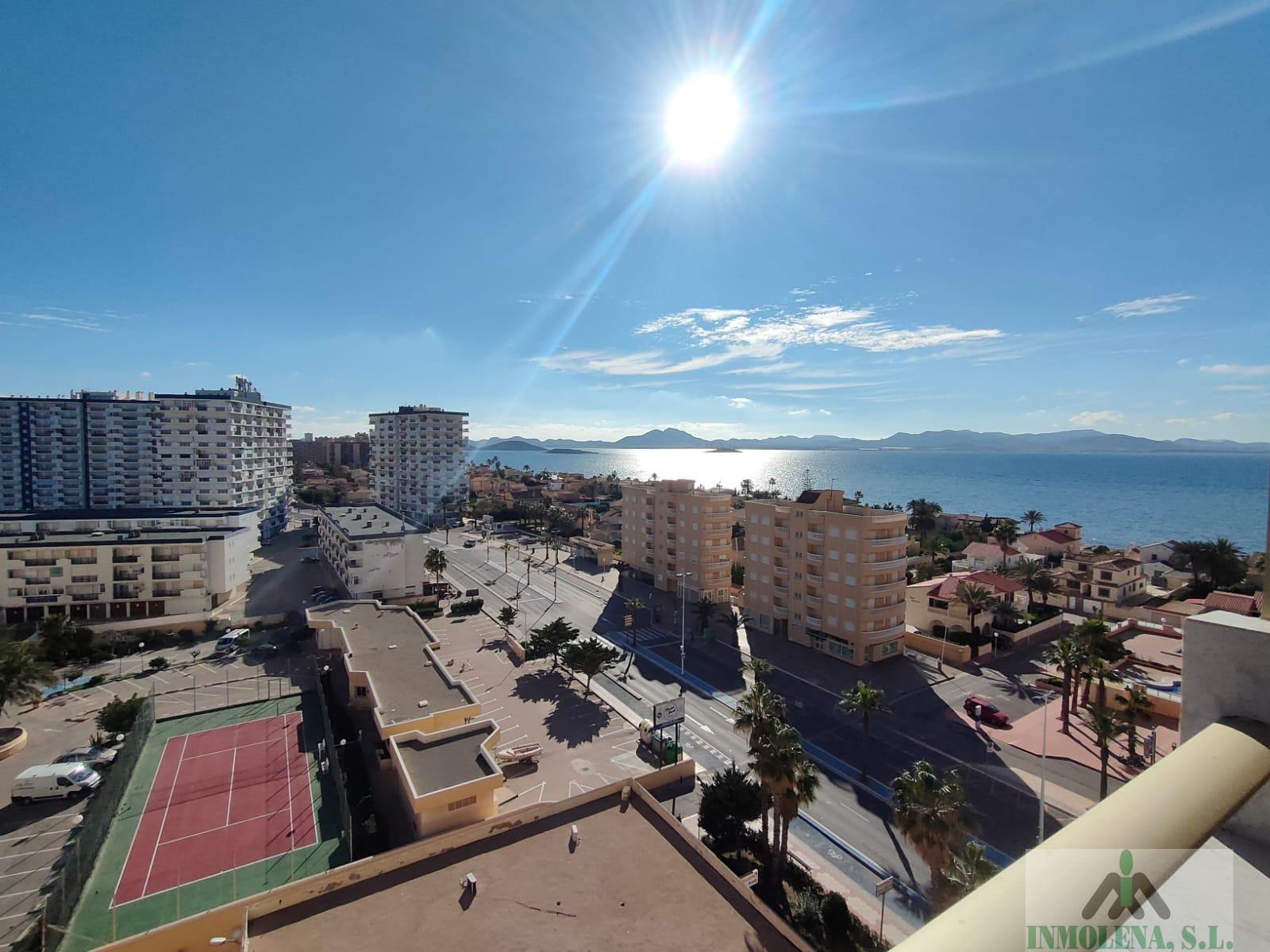 For sale of flat in La Manga del Mar Menor