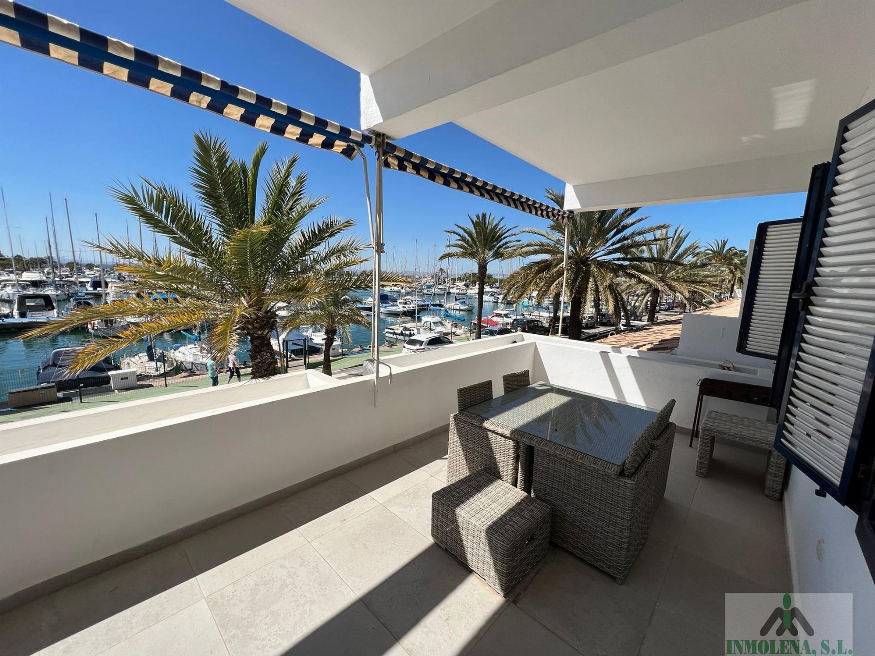 For sale of apartment in La Manga del Mar Menor