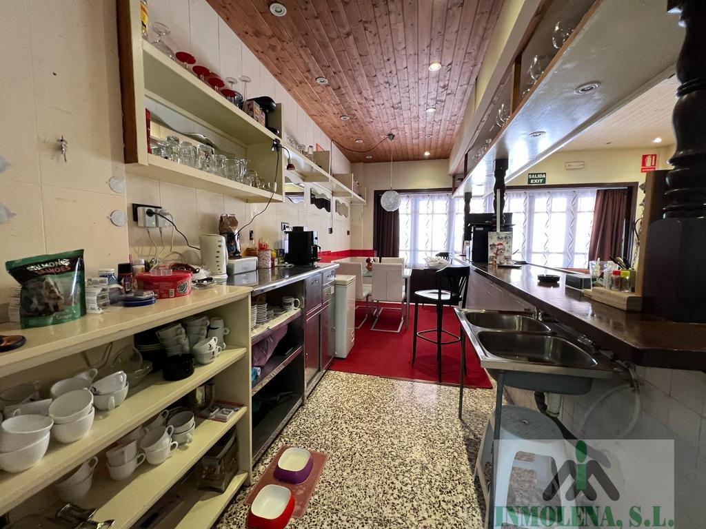 Venta de local comercial en La Manga del Mar Menor