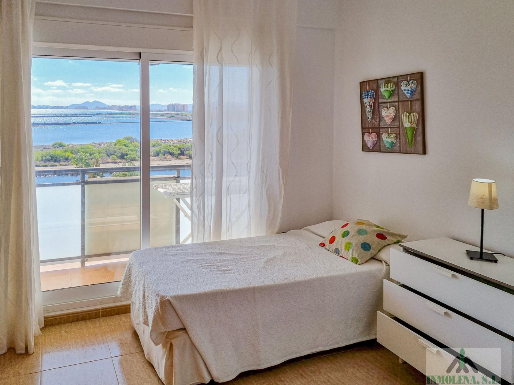 For sale of flat in La Manga del Mar Menor