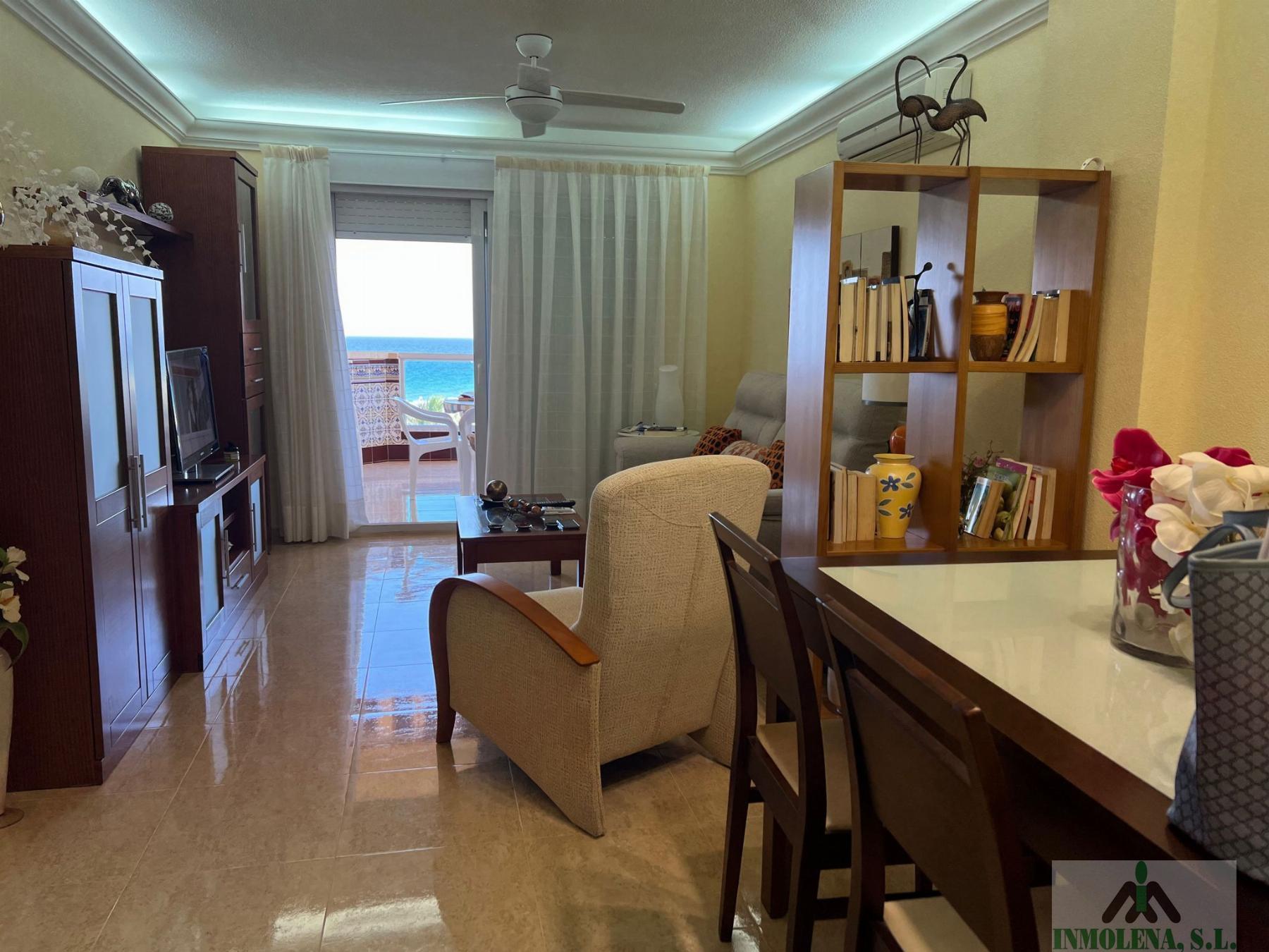 For sale of flat in La Manga del Mar Menor