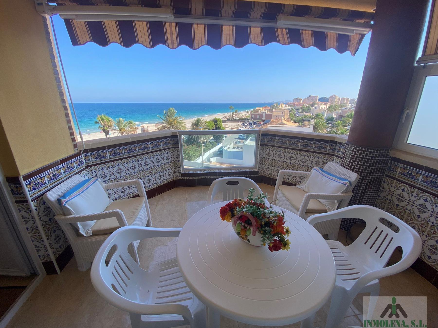 For sale of flat in La Manga del Mar Menor