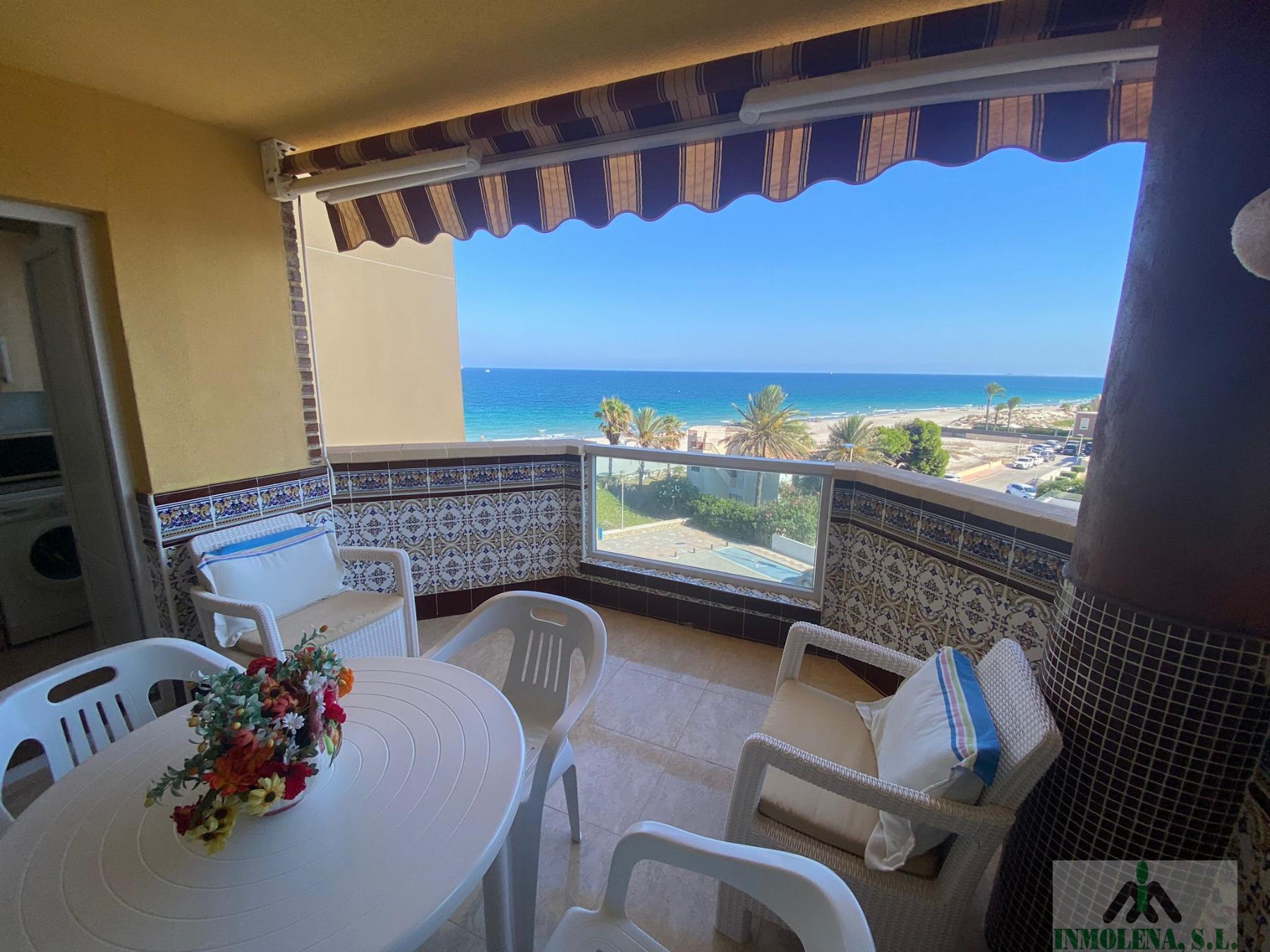 For sale of flat in La Manga del Mar Menor