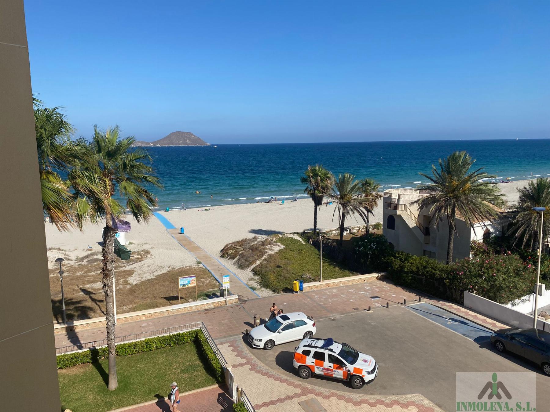 For sale of flat in La Manga del Mar Menor
