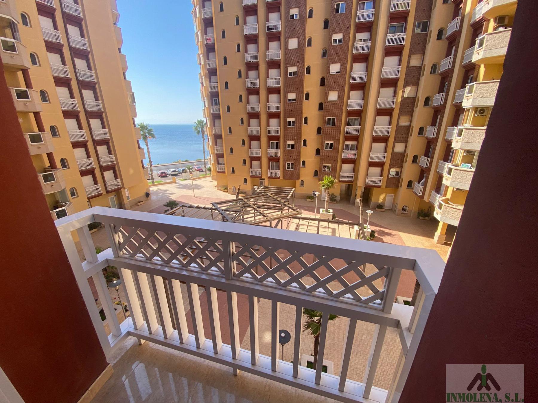 For sale of flat in La Manga del Mar Menor