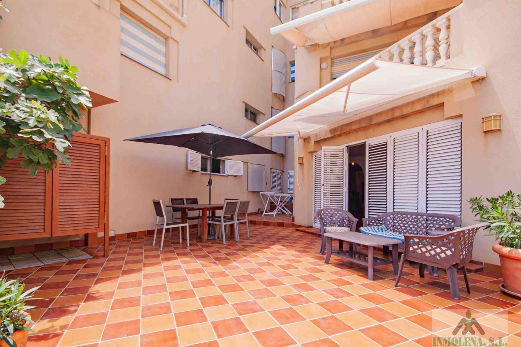 For sale of ground floor in La Manga del Mar Menor