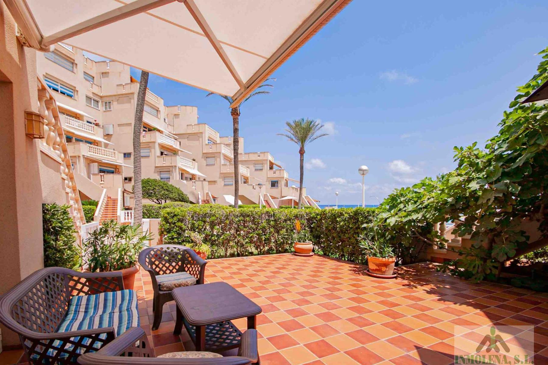 Venta de planta baja en La Manga del Mar Menor