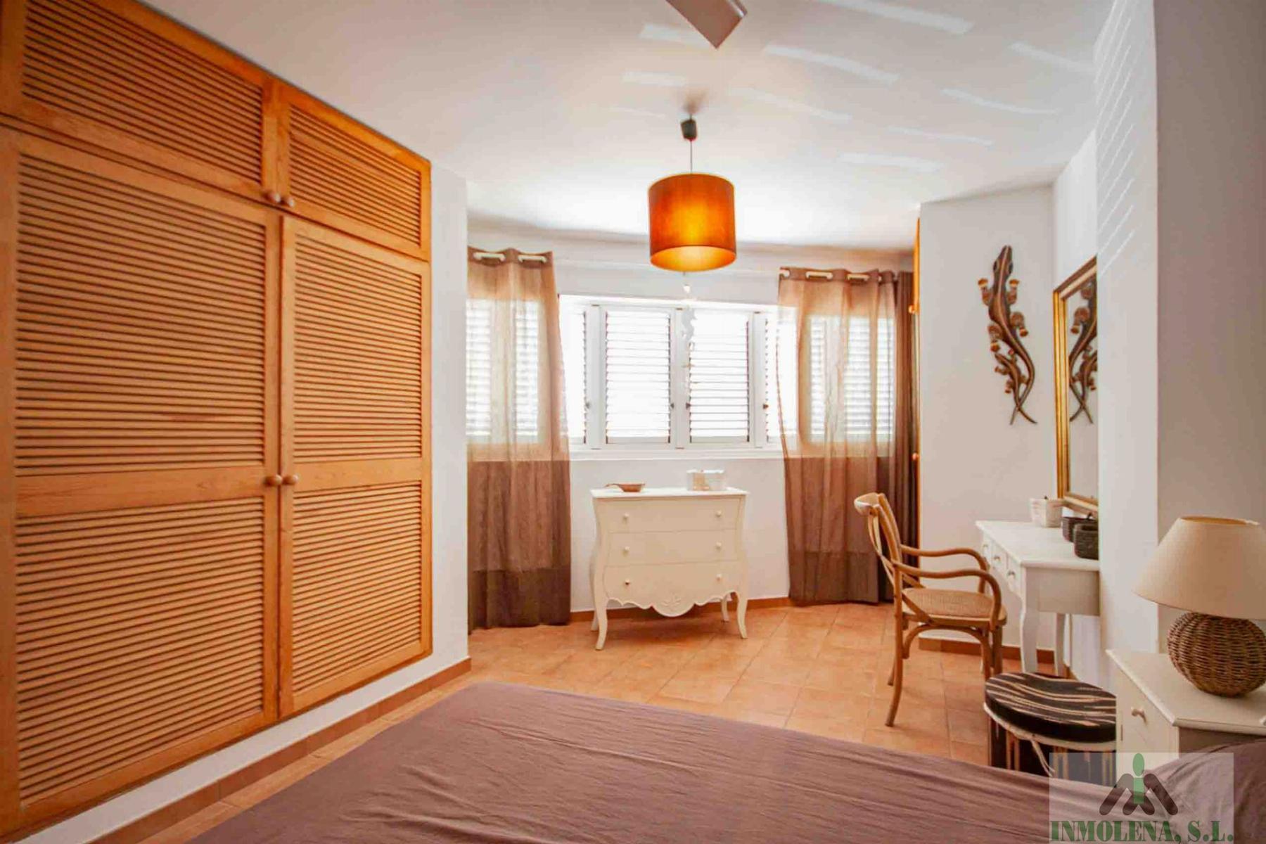 Venta de planta baja en La Manga del Mar Menor
