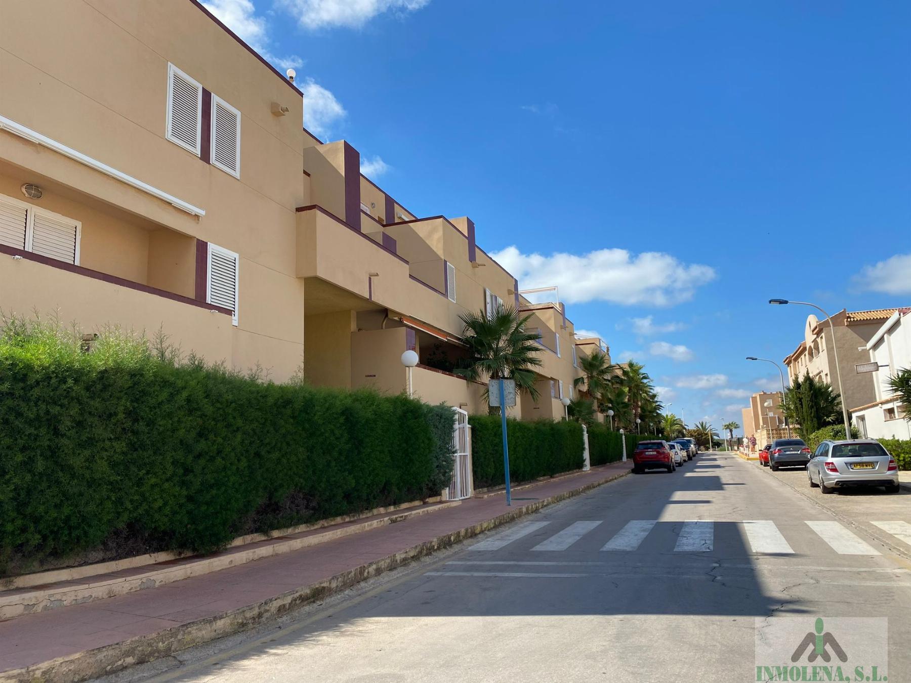 For sale of ground floor in La Manga del Mar Menor