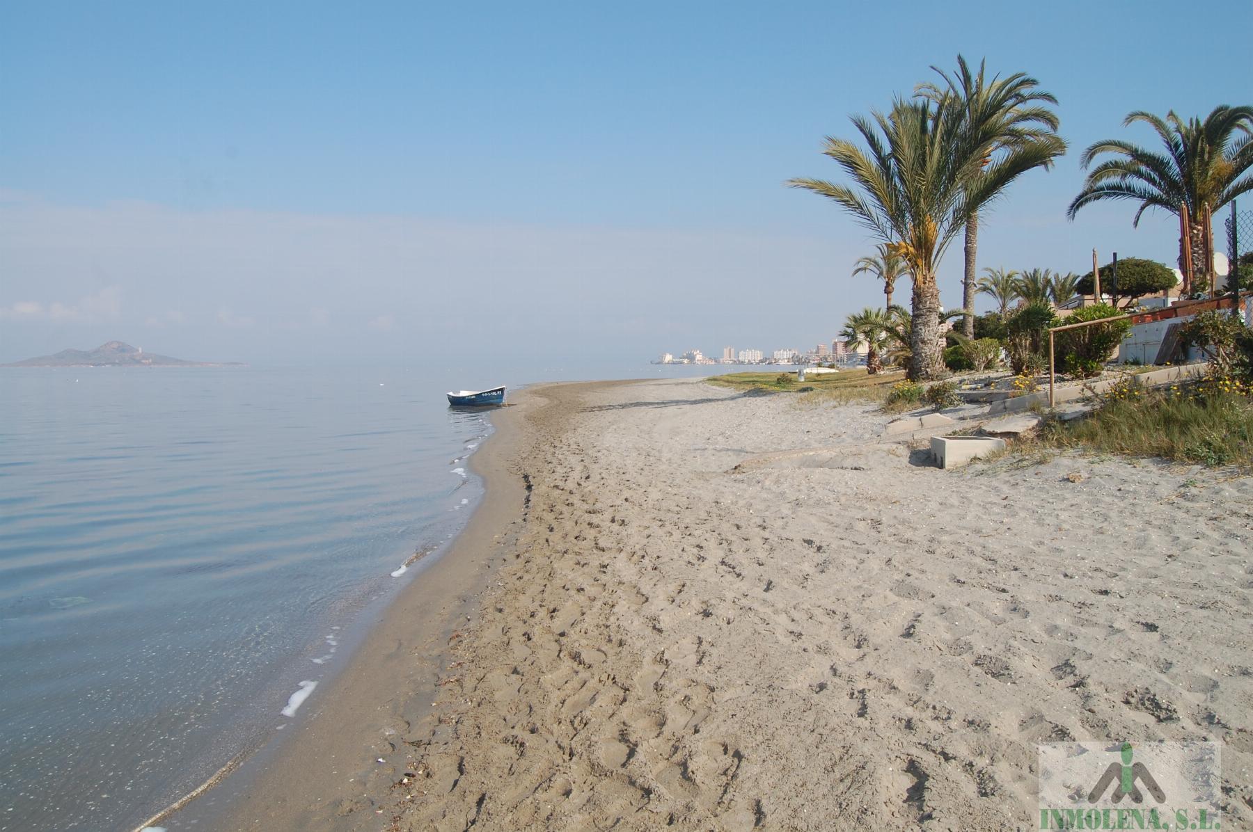 Venta de planta baja en La Manga del Mar Menor