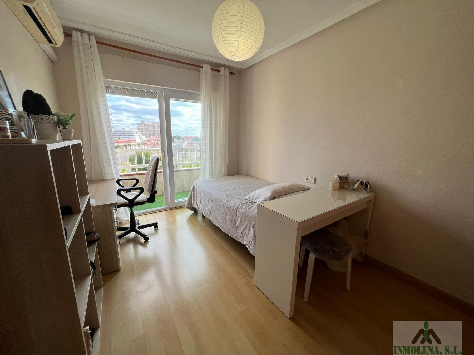 For sale of flat in La Manga del Mar Menor