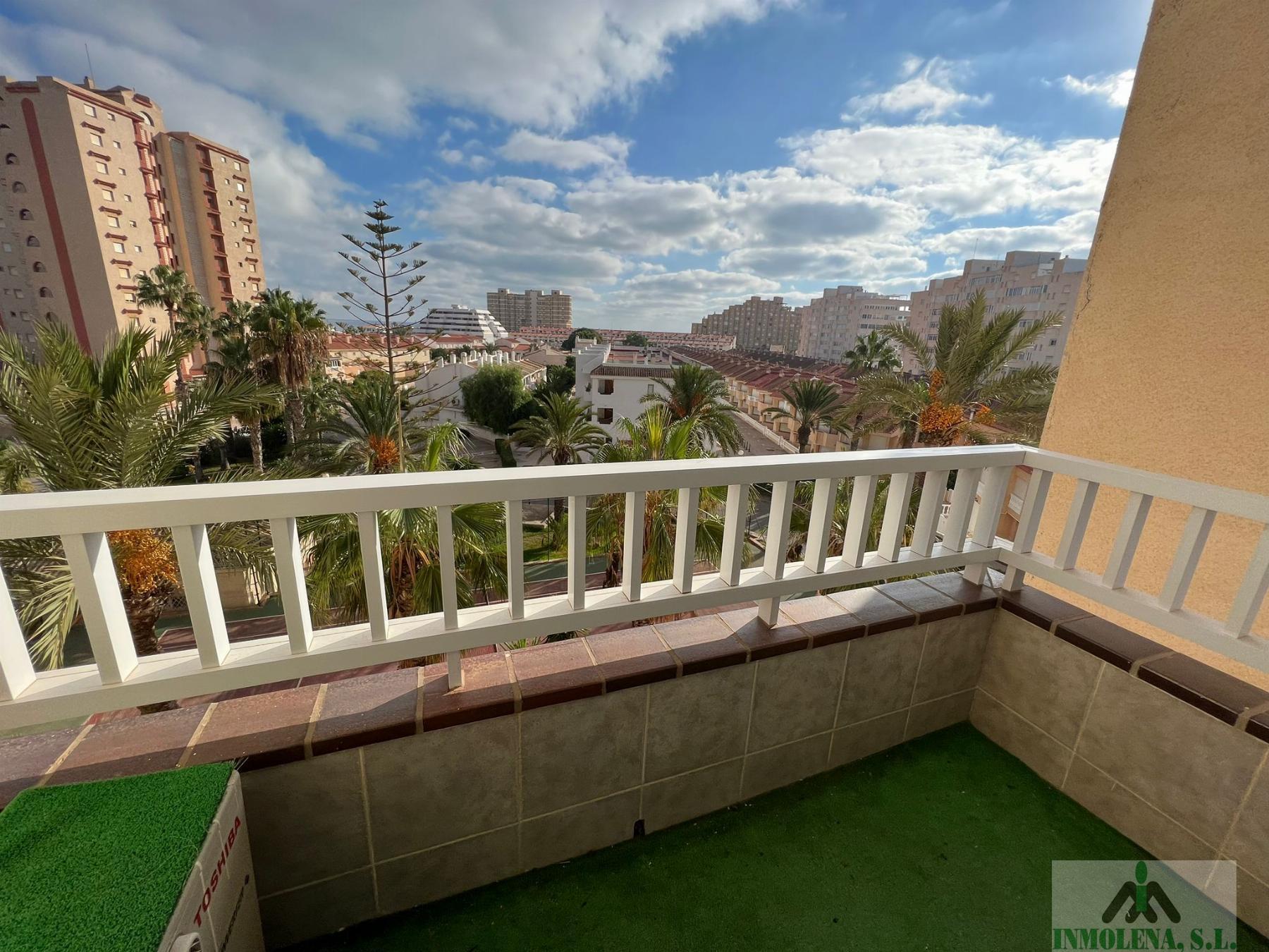 For sale of flat in La Manga del Mar Menor