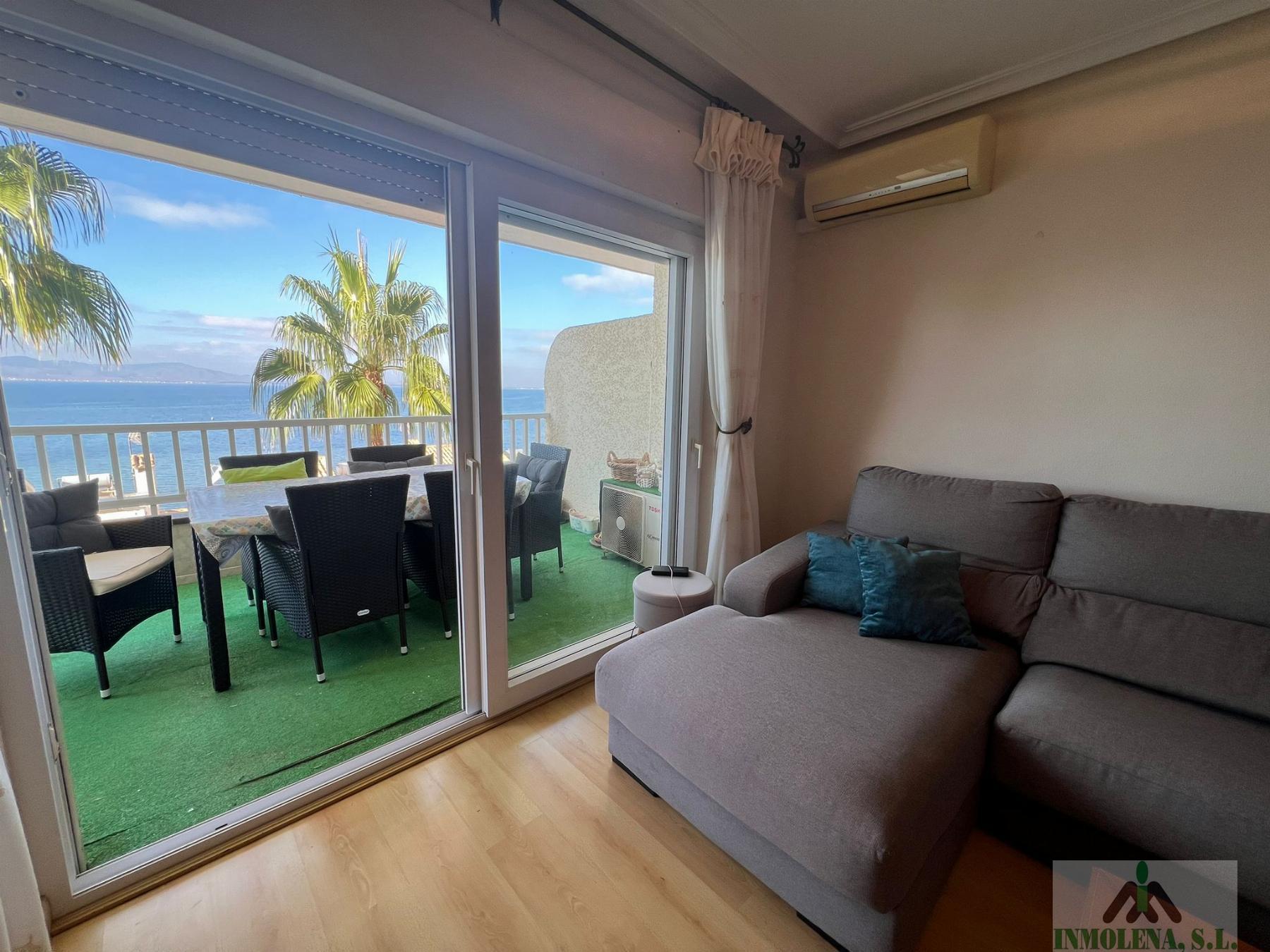 For sale of flat in La Manga del Mar Menor