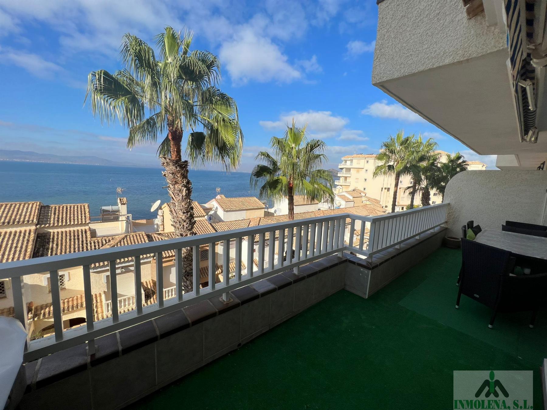 For sale of flat in La Manga del Mar Menor