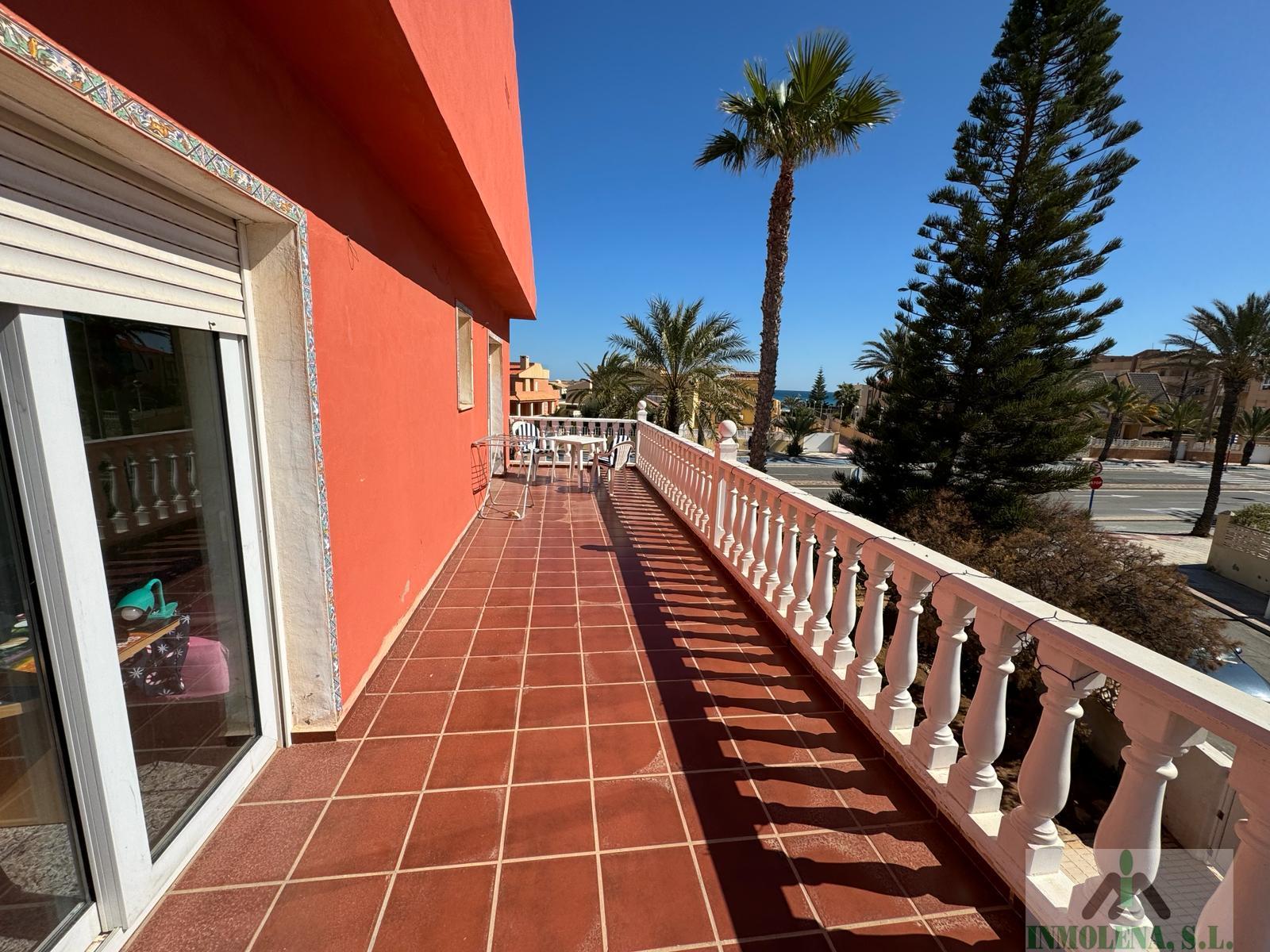 For sale of chalet in La Manga del Mar Menor