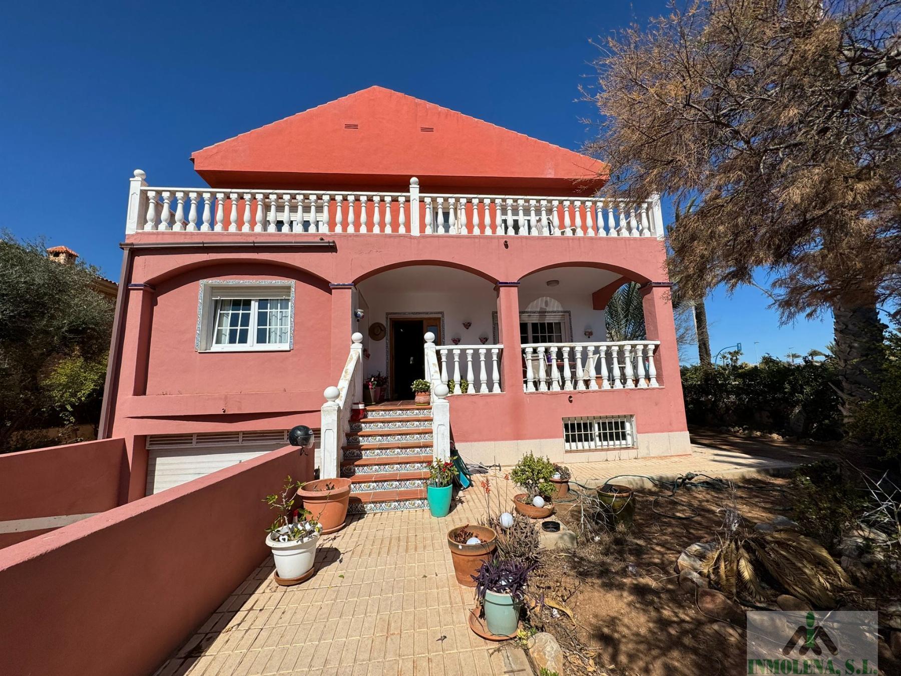 For sale of chalet in La Manga del Mar Menor