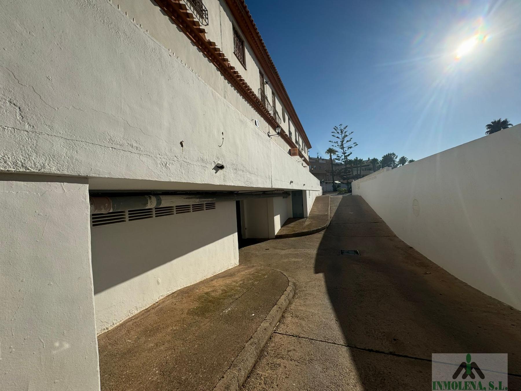 For sale of garage in La Manga del Mar Menor