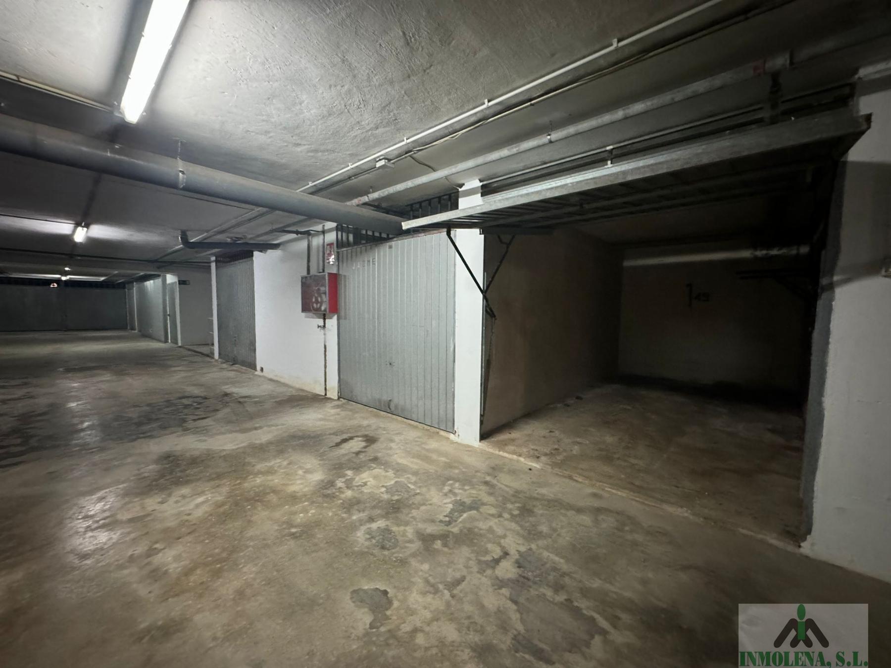 For sale of garage in La Manga del Mar Menor