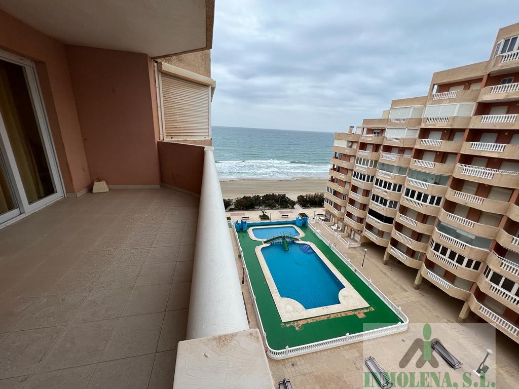 For sale of apartment in La Manga del Mar Menor