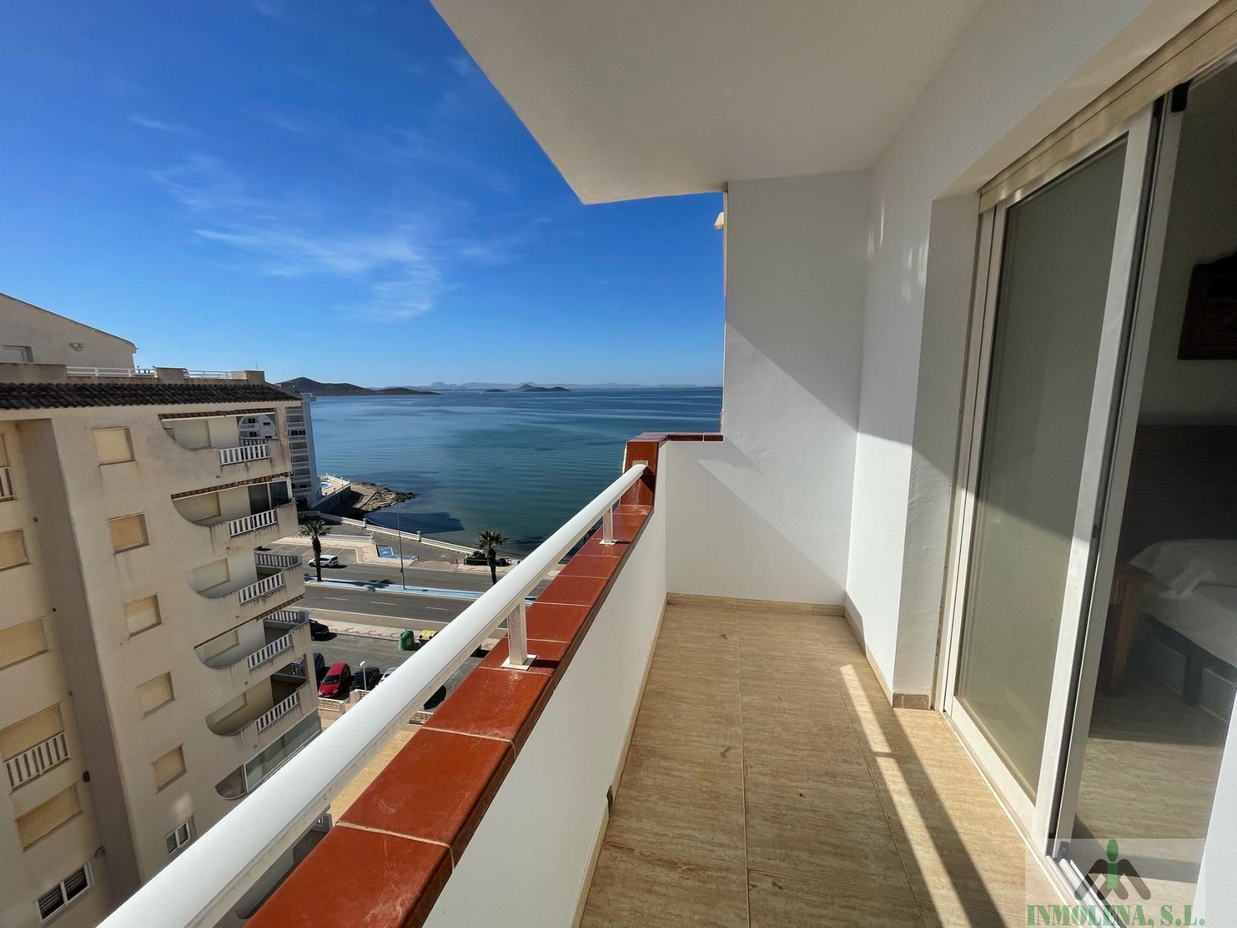 For sale of apartment in La Manga del Mar Menor
