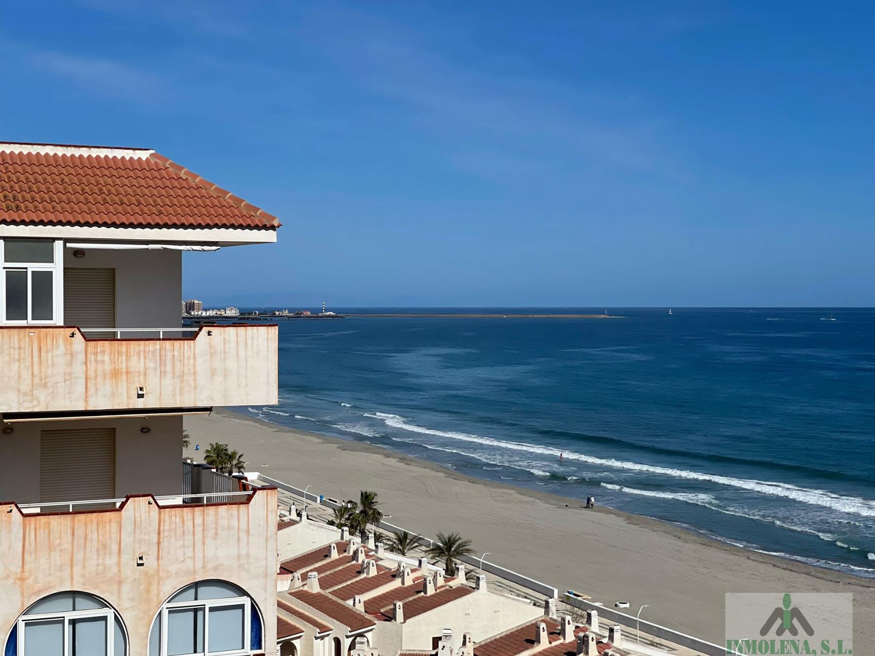 For sale of apartment in La Manga del Mar Menor