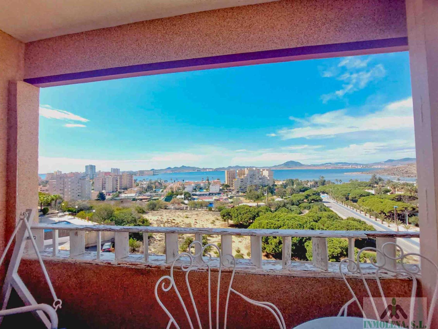 For sale of flat in La Manga del Mar Menor