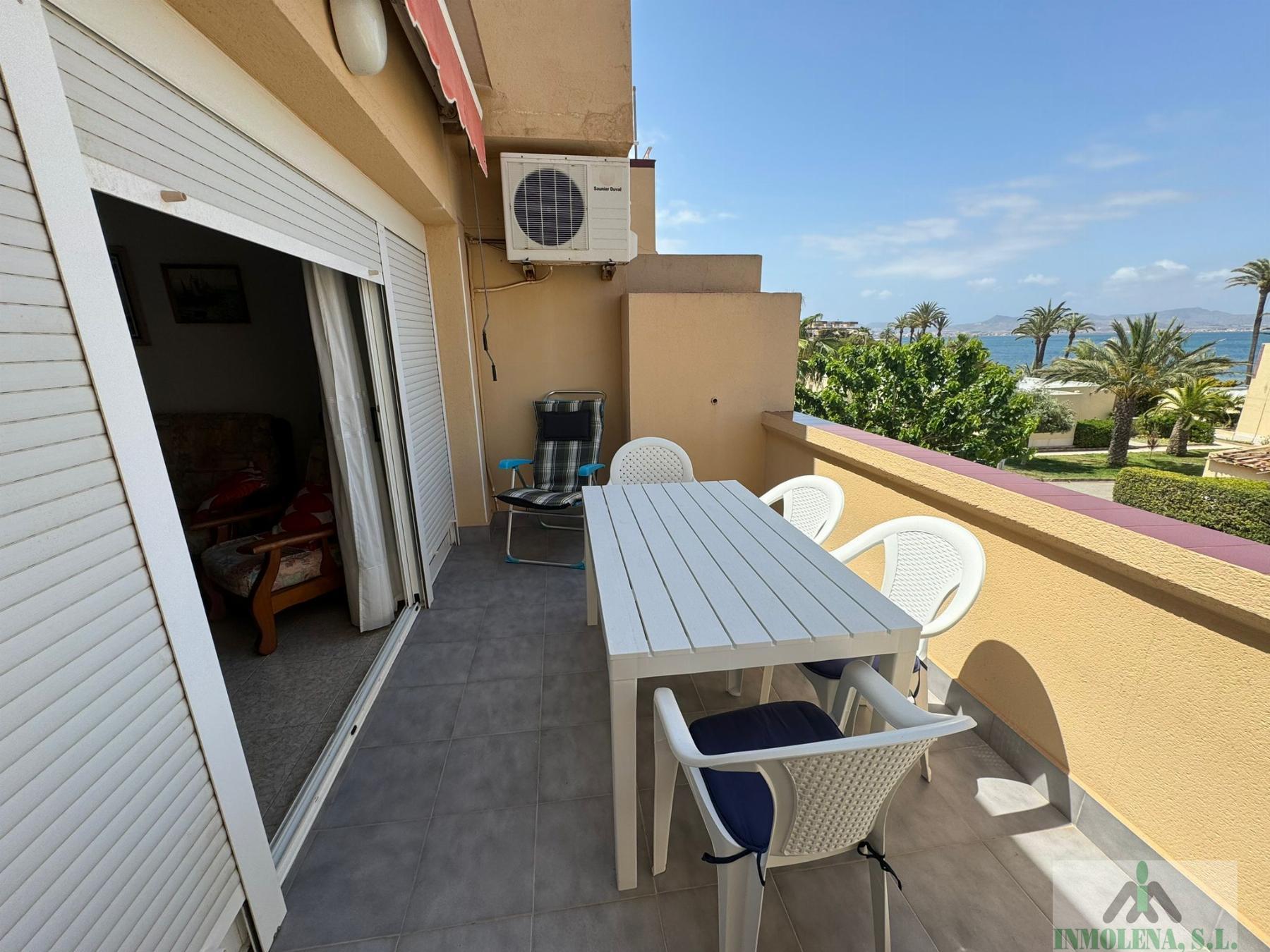 For sale of flat in La Manga del Mar Menor