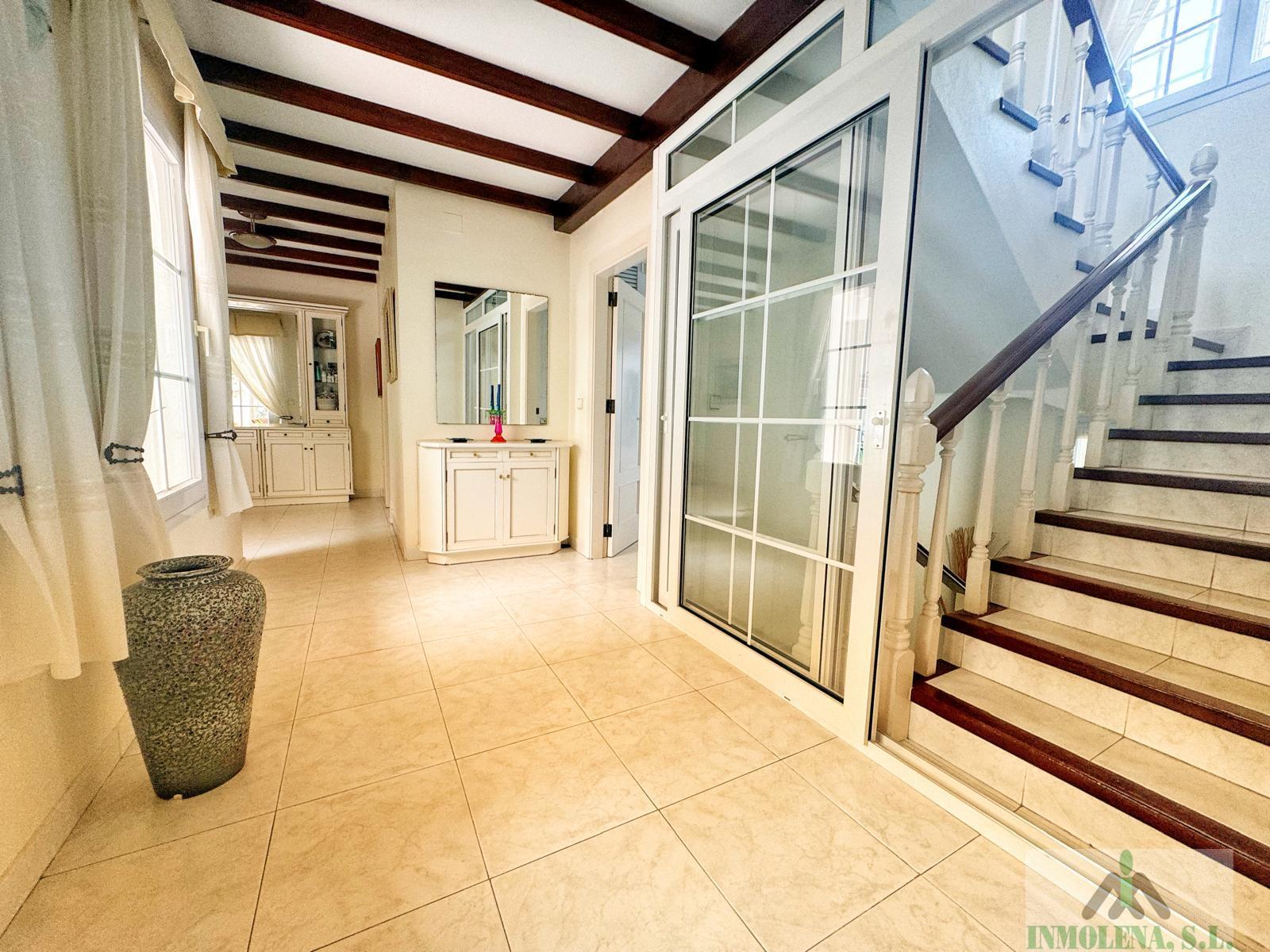 For sale of chalet in La Manga del Mar Menor
